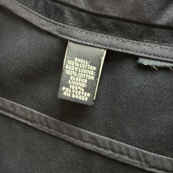 Banana Republic Classic Navy Blazer - Picture 9 of 11